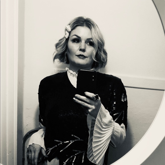 Meet your Posher, Lisa marie - Picture 1 of 1